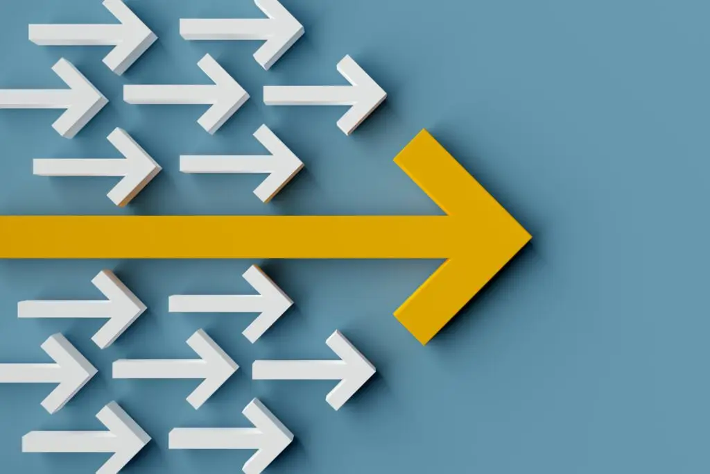Group of arrows with one big arrow leading over blue background, teamlead, leadership, success or winner concept